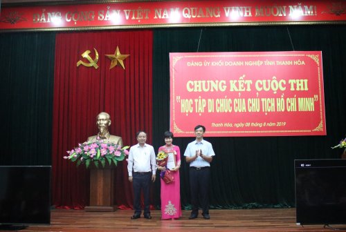 giải nhất.JPG