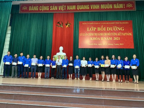 Lớp KNĐ 2.1.jpg