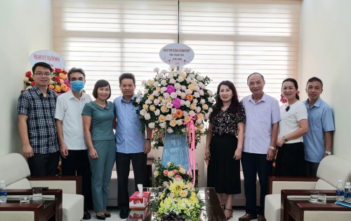 BTV  Đảng ủy Khối Cơ quan và Doanh nghiệp tỉnh chúc mừng  nhân 90 năm ngày thành lập Công ty.jpg