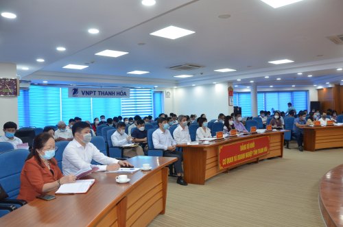 Các đồng chí Phó Bí thư ĐUK dự HN tại điểm cầu VNPT Thanh Hóa.JPG